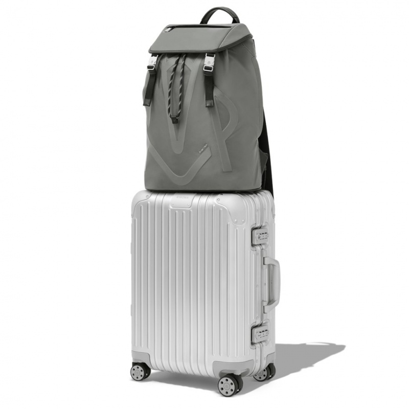 Rimowa Signature Flap in ECONYL® Nylon Rucksack Grau Sale Deutschland BXVAD-3078